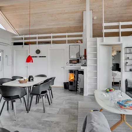 Cozy In Bjert With Kitchen Hébergement de vacances